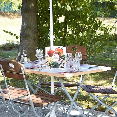 Campanile Nature - Отель