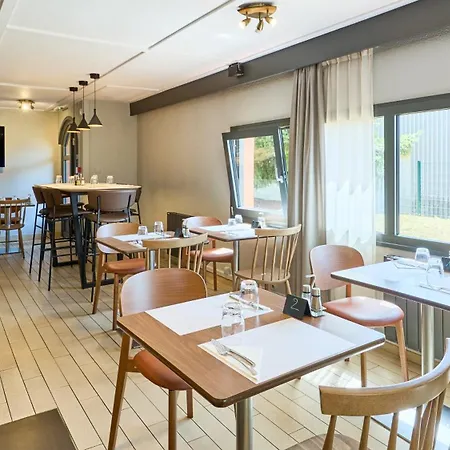 Отель Campanile Nature -