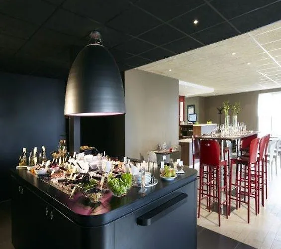 Campanile 3* Alençon